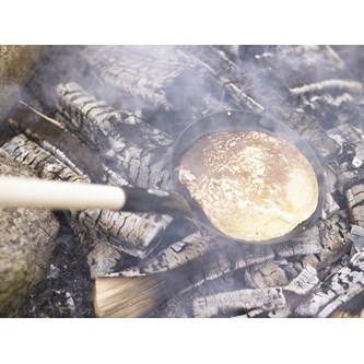 Bon-Fire, Pannkakslagg med skaft